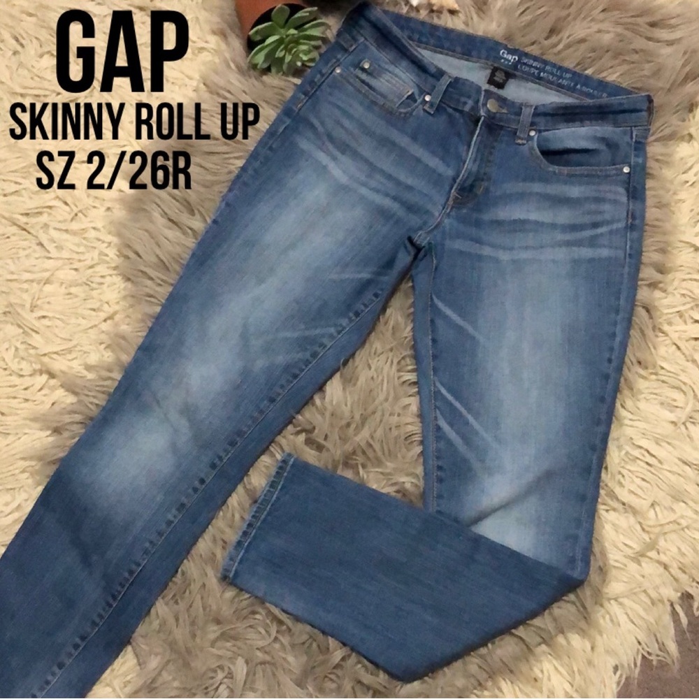 GAP Skinny Roll Up-Sz 2/26R-Med Wash